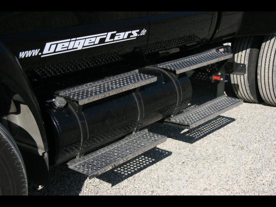  Ford F-650 by GeigerCars 2008 года  (фото 17 из 26)